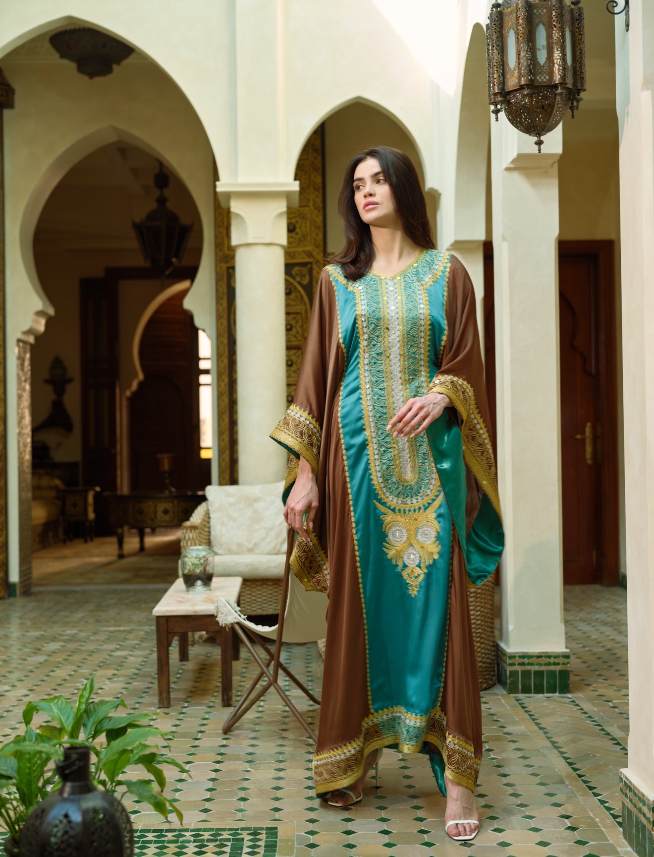Turquoise and Brown Thob Al Nashal with brown Sleeves