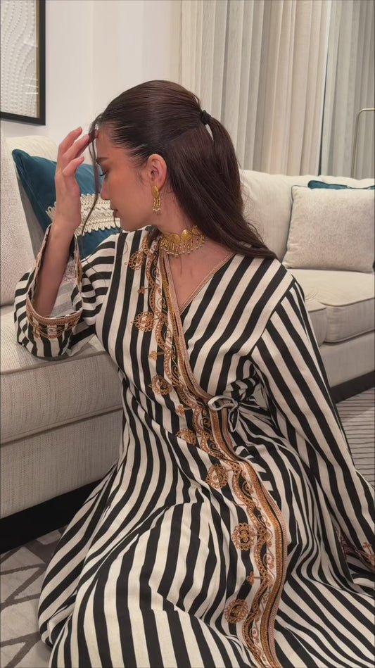 Striped Linen Kaftan with mahogany Sfifa